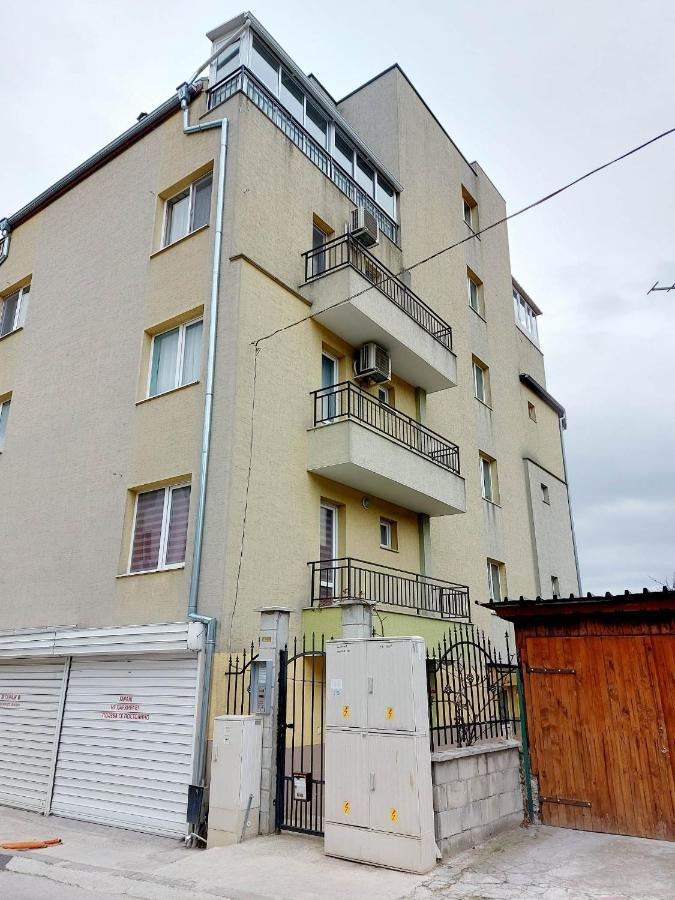 Апартамент 9 Varna Buitenkant foto